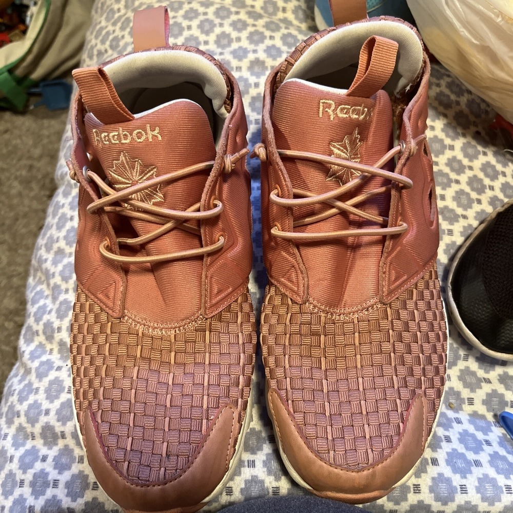 Reebok Womens Furylite Running Shoes Pink V68870 Low Top Breathable 9 1/2